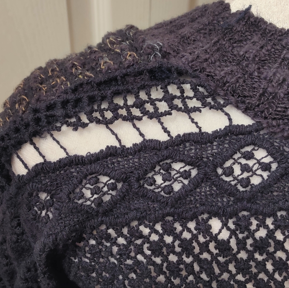 Mudd Sweater Juniors - Picture 5 of 6